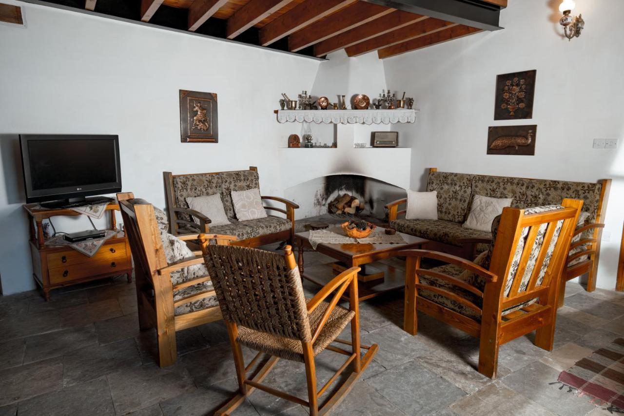 Constantias Stone Houses Лофу Экстерьер фото