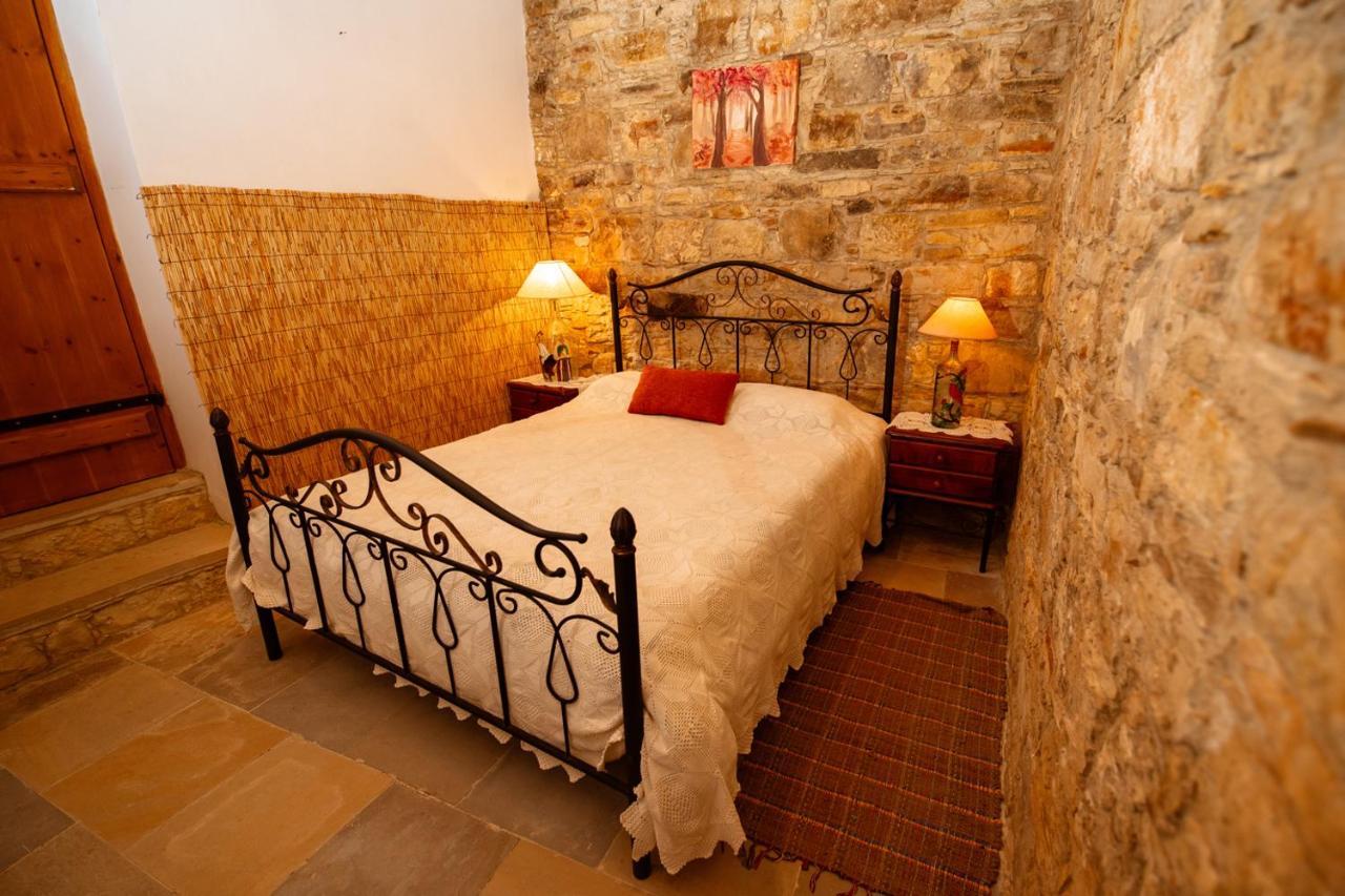 Constantias Stone Houses Лофу Экстерьер фото