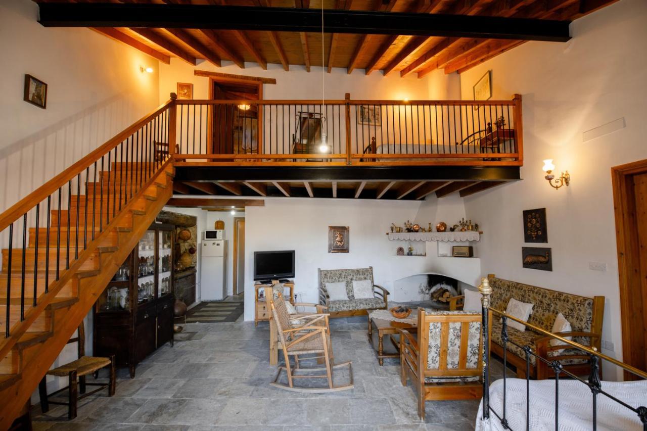 Constantias Stone Houses Лофу Экстерьер фото