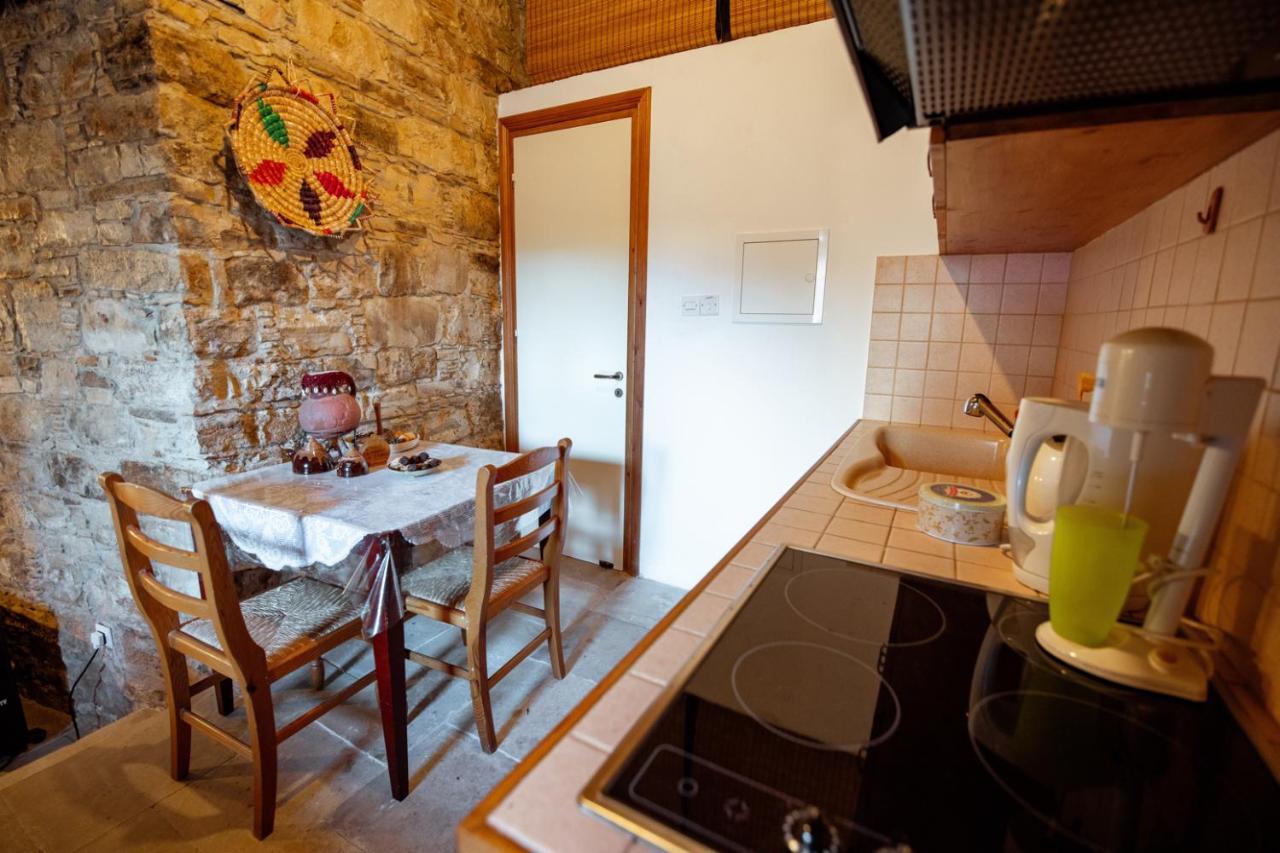 Constantias Stone Houses Лофу Экстерьер фото