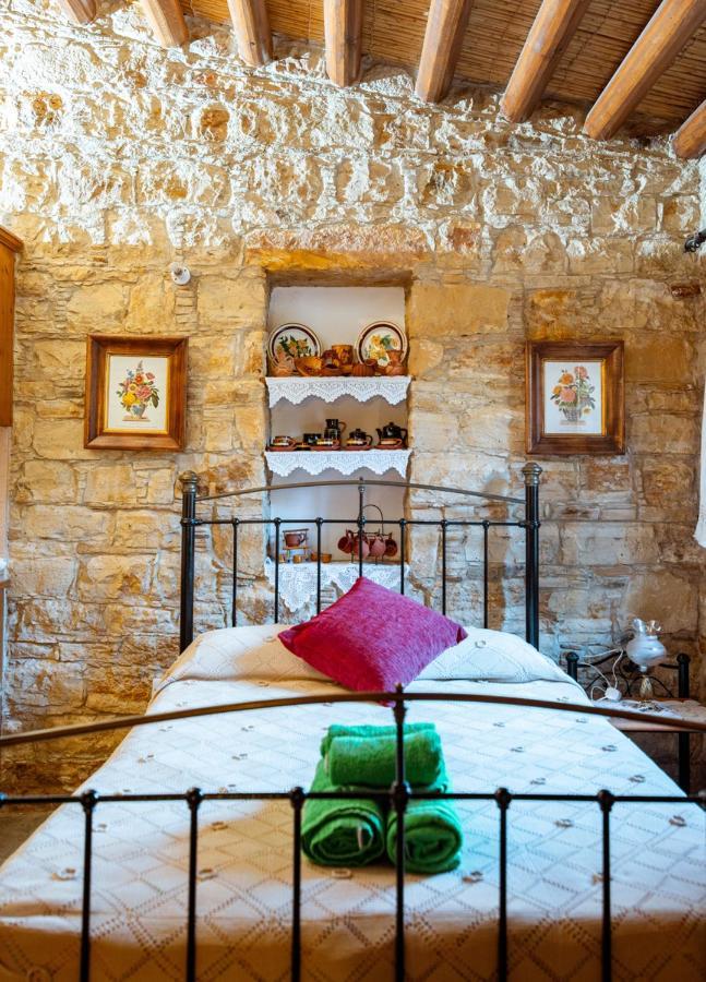 Constantias Stone Houses Лофу Экстерьер фото